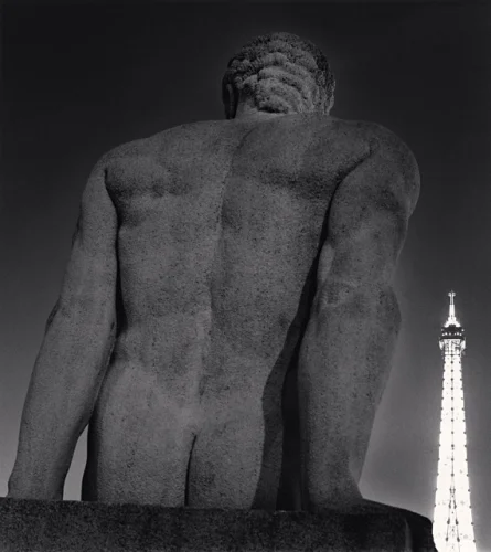 Statue High Contrast Dramatic Mysterious