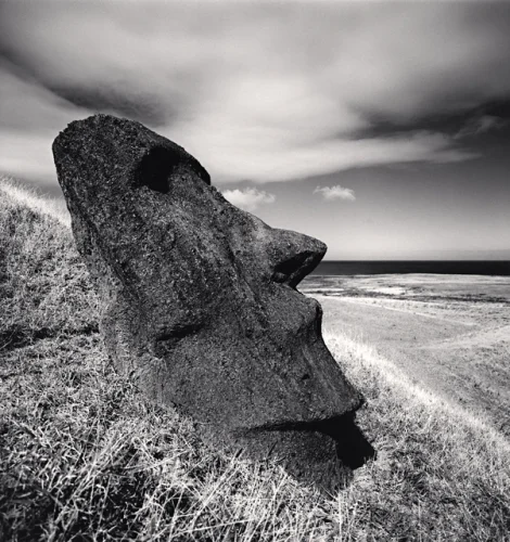 Statue High Contrast Dramatic Textured Mysterious