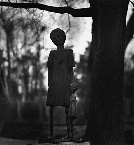 Statue High Contrast Moody Mysterious