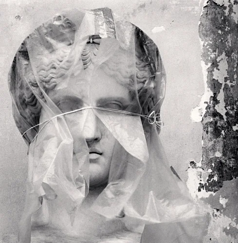 Statue Textured High Contrast Mysterious Atmospheric