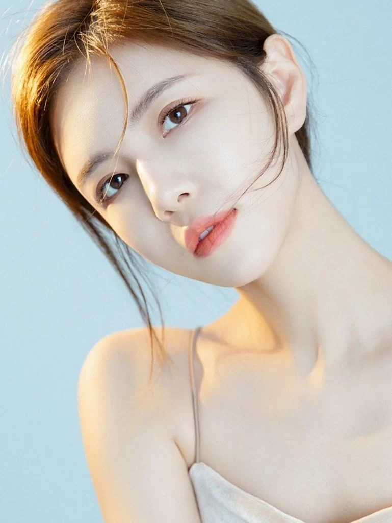 Woman Soft Blue Neutral Natural