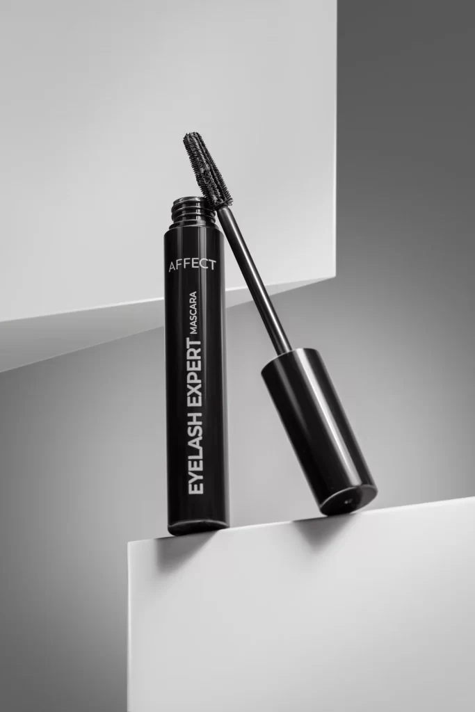 AFFECT Eyelash Expert Mascara Black White Packaging