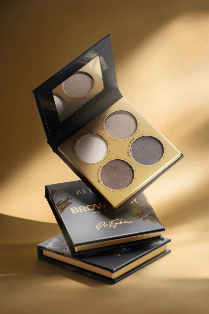 AFFECT Eyeshadow Palette Gold Black Case Packaging