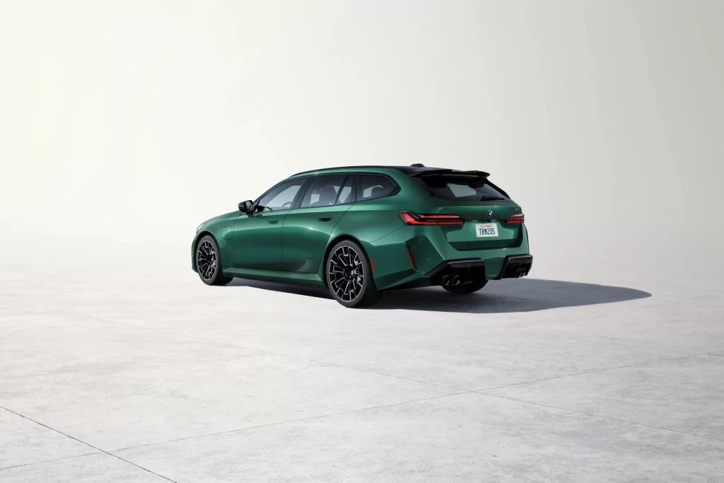 BMW M5 Green Dynamic Side View