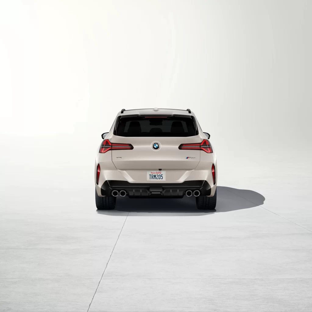 BMW X3 M50 Rear View