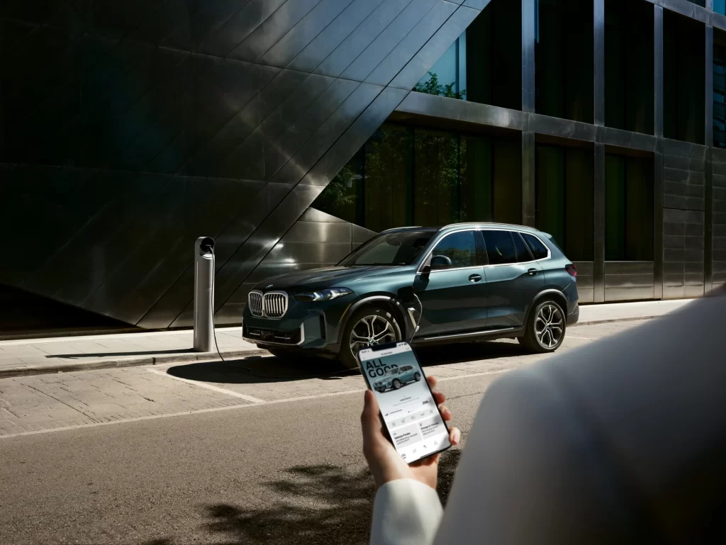 BMW X5 Green Charging View