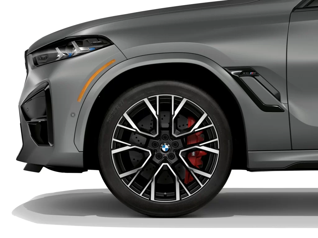 BMW X6 M Side View