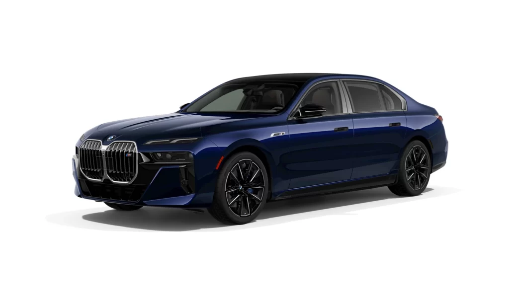 BMW i7 Blue Side View