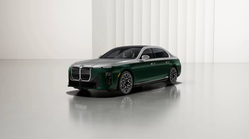 BMW i7 Green Side Profile Shot