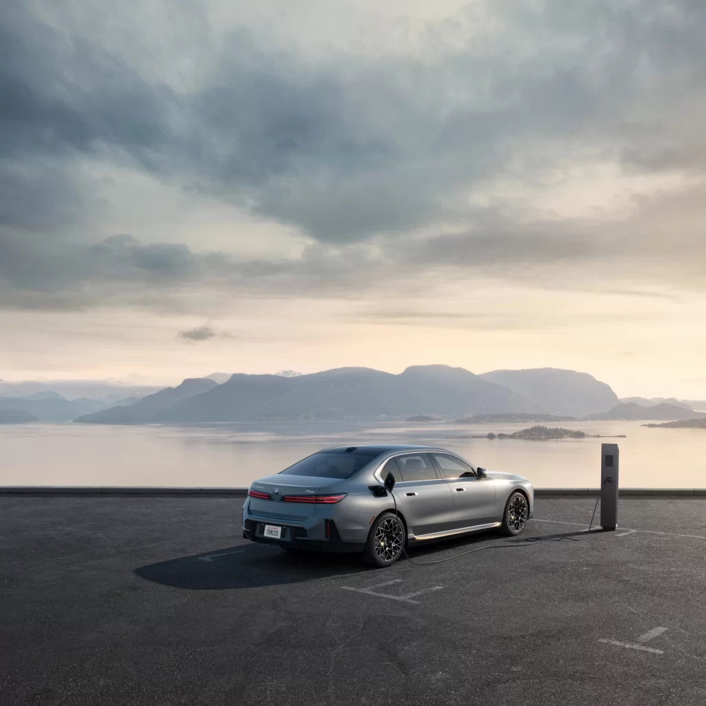 BMW i7 Silver Rear View