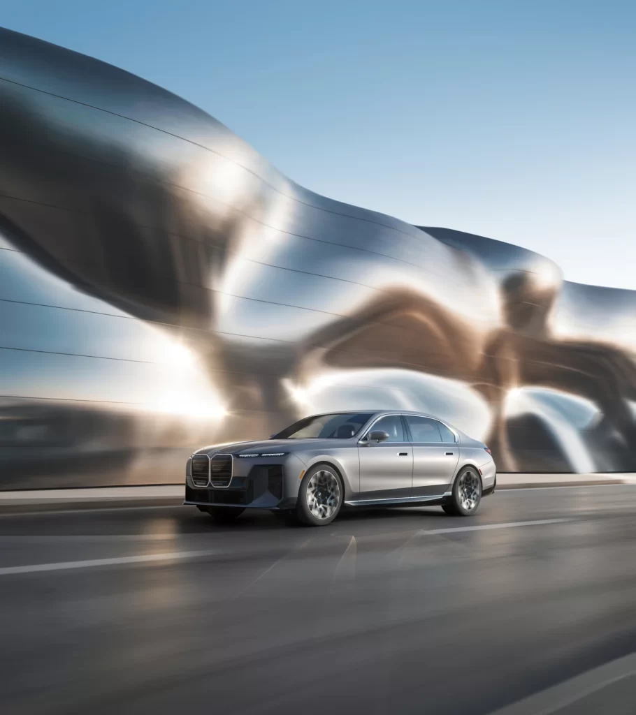 BMW i7 Silver Side View