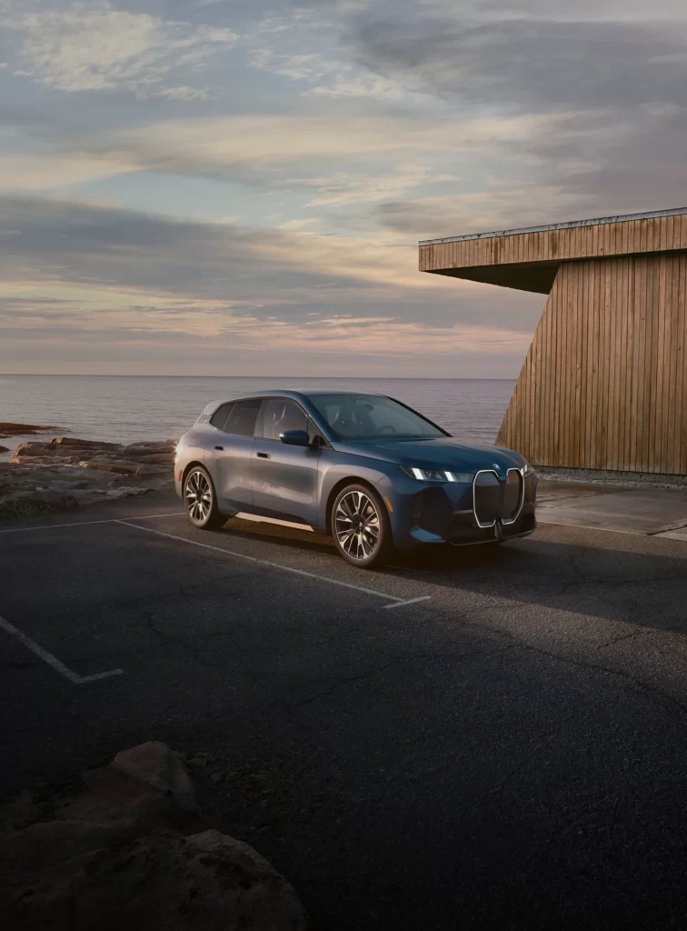BMW iX Blue Twilight Side Dynamic View