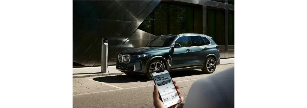 BMW iX Green Side View
