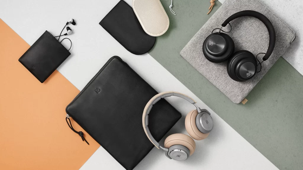 Bang & Olufsen Black Lifestyle View Beoplay H9i Headphones