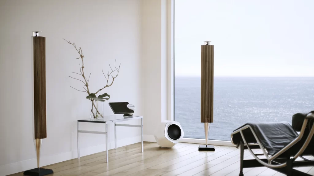 Bang & Olufsen Display In Use View Beolab 19 Speaker