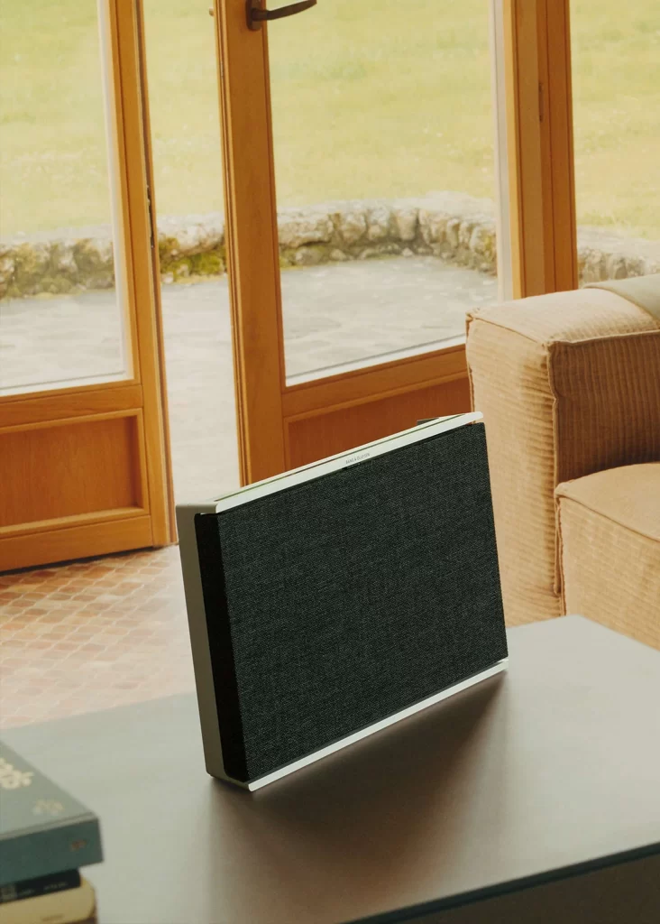 Bang & Olufsen Modern Lifestyle View Beosound Level Speaker