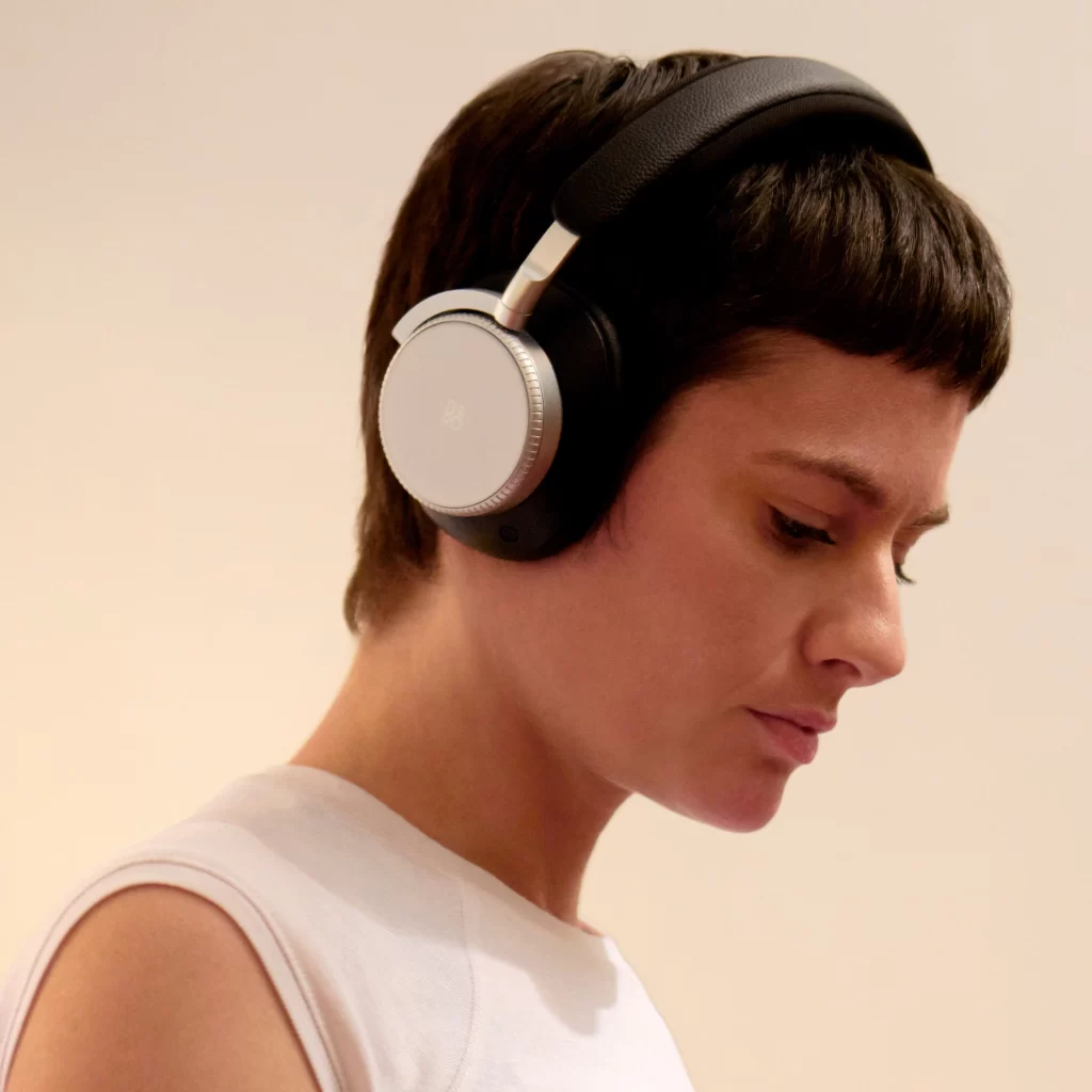 Bang & Olufsen Modern Studio View Beoplay H9i Headphones