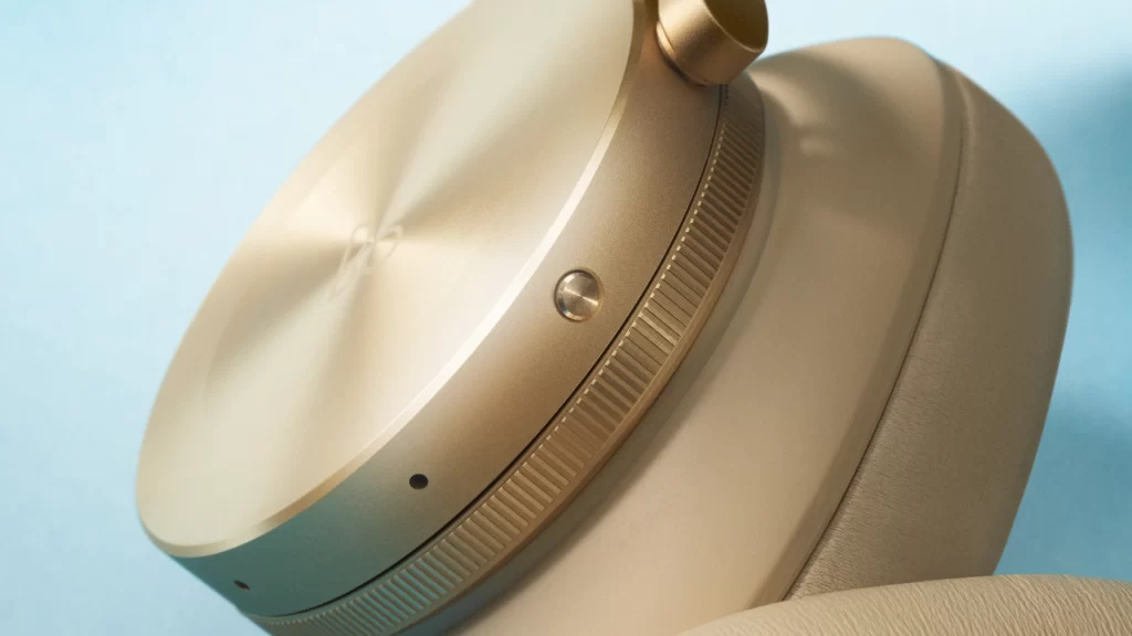 Bang & Olufsen Pair Detail View Beoplay H95 Headphones
