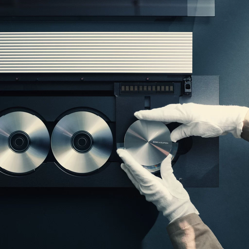 Bang & Olufsen Silver Top View Beosystem 9000c Speaker