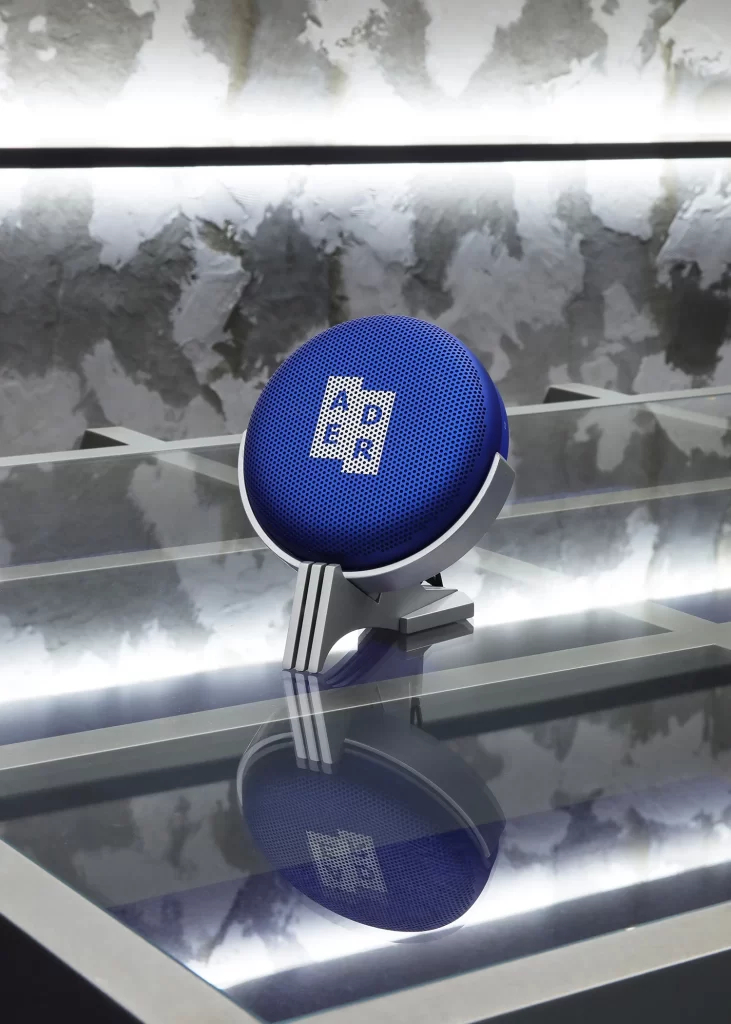 Bang & Olufsen V20 Beosound A9 Speaker
