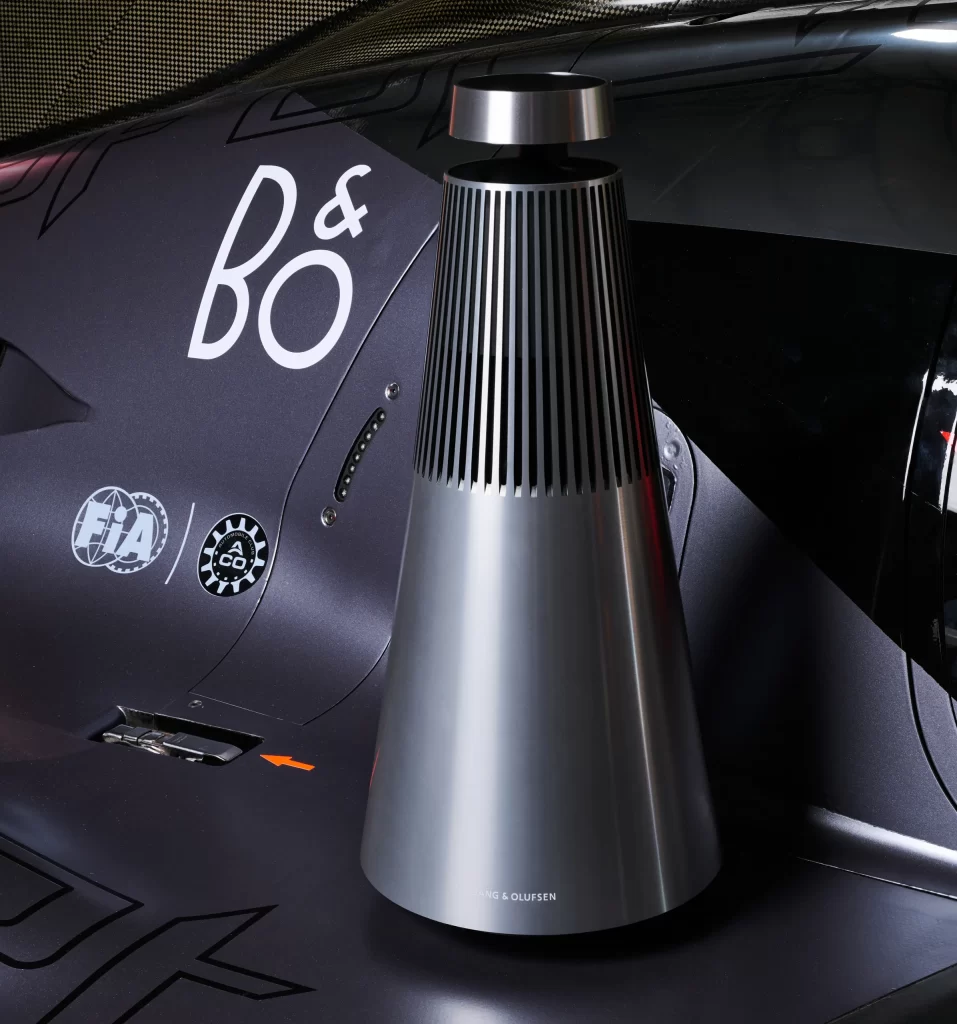 Black Genesis Coupe Interior View