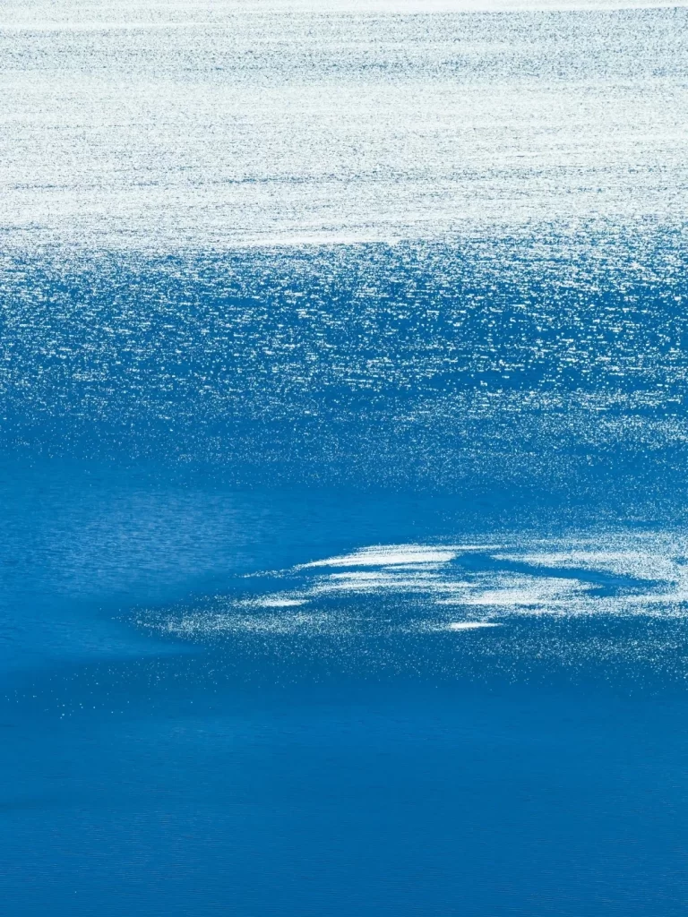 Blue Wave Gradient Wave Background