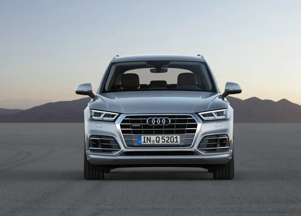 Audi Q5 Front View Mountain Backdrop