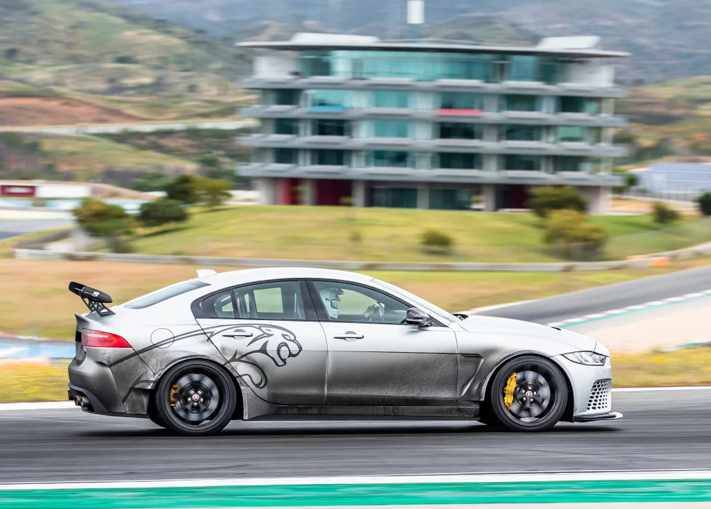 Jaguar XE SV Project 8 Racetrack