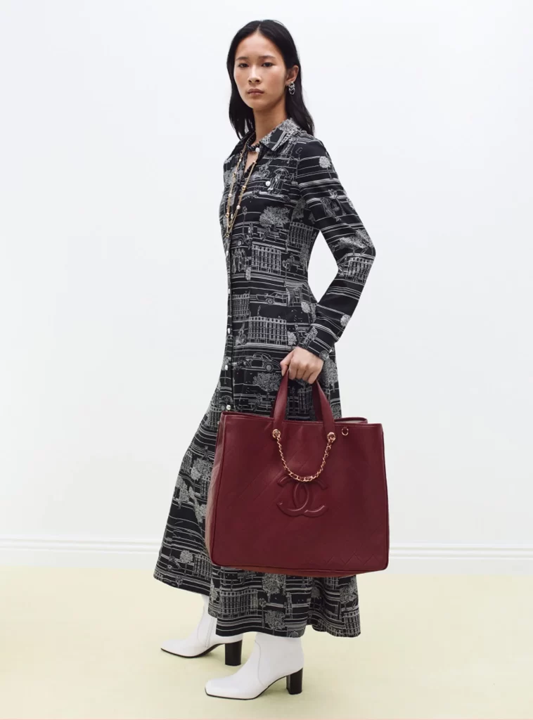 Chanel Fall Winter 2026 Pre Collection Look 31 Long Dress Black and White Runway Photography