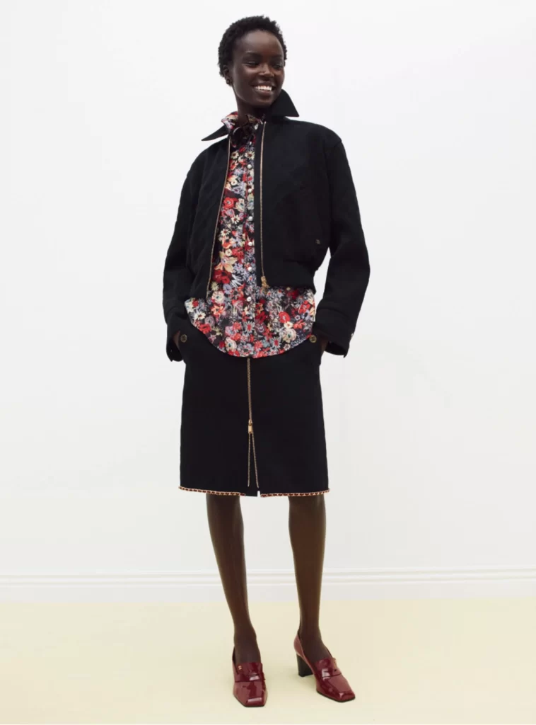 Chanel Fall Winter 2026 Pre Collection Look 3 Tweed Jacket and Skirt Black Runway Photography