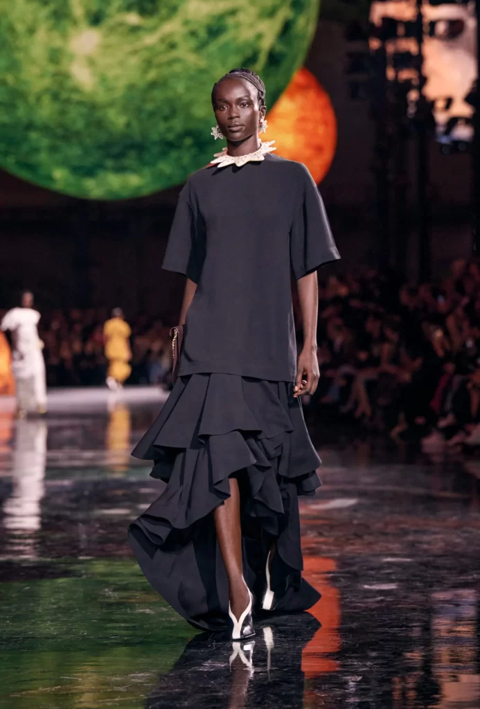 Chanel Spring Summer 2026 Look 50 Top and Skirt Black and White Runway Photography