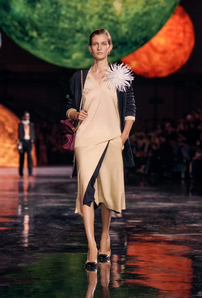 Chanel Spring Summer 2026 Look 6 Top and Skirt Beige and Black Runway Photography
