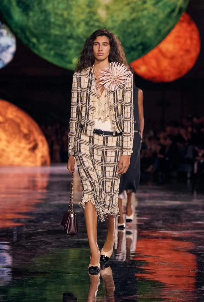 Chanel Spring Summer 2026 Look 39 Tweed Jacket and Skirt White and Black Runway Photography
