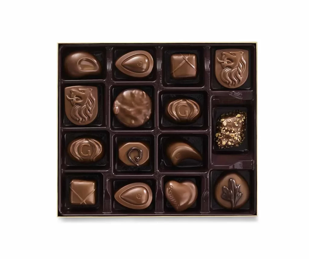 Godiva Milk Chocolate Gift Box Gold Ribbon 15 pc. Set of 2 Packaging