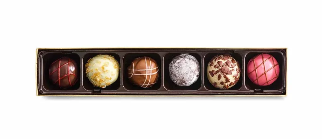 Godiva Patisserie Dessert Truffle Flight 6 pc. Packaging