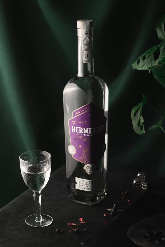 Hermetista Gin Bottle Glass Duo View