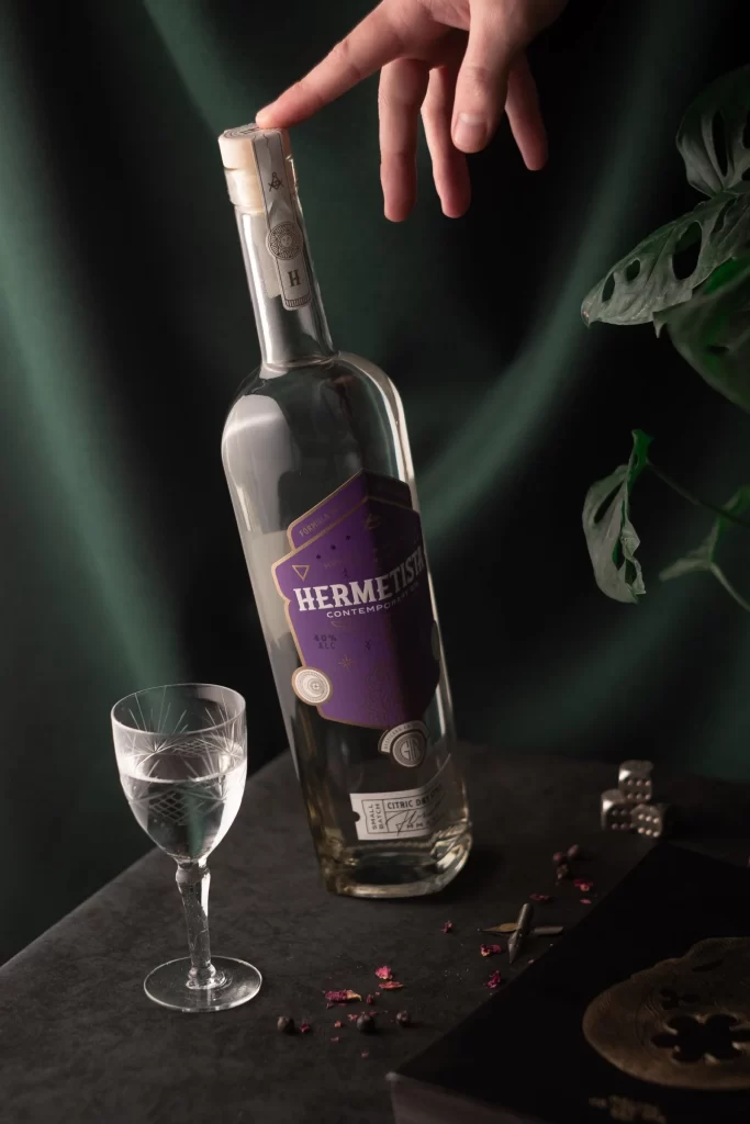 Hermetista Gin Bottle Hand Touch View