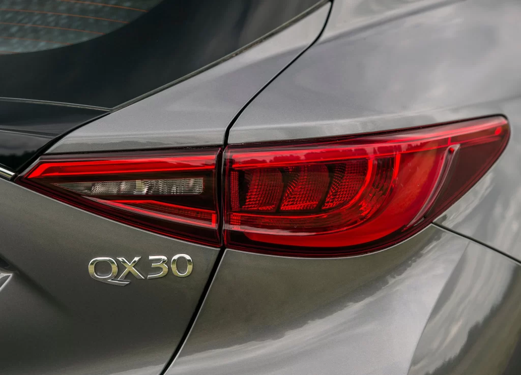 Infiniti QX30 Taillight View