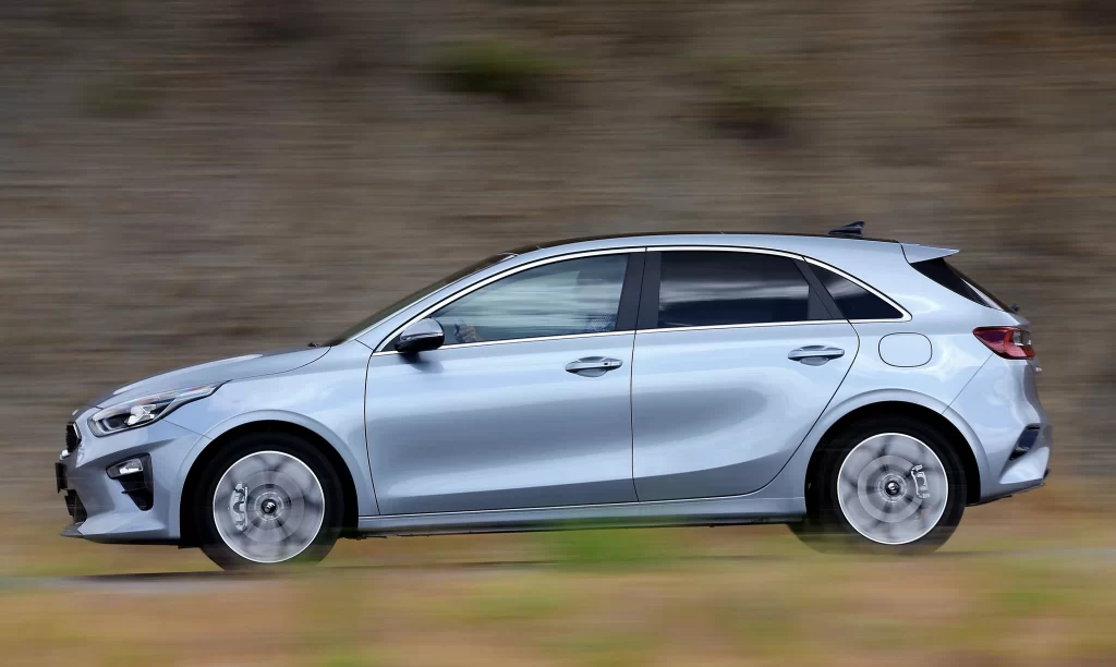 Kia Ceed Side View Silver Car Photography