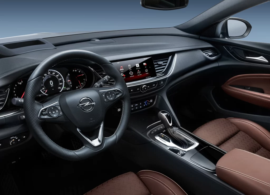 Opel Sedan Brown Accent Interior Dashboard