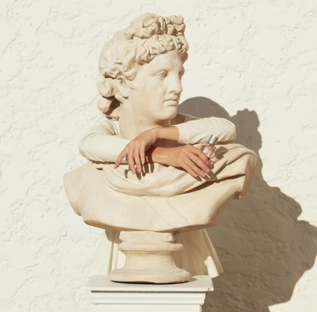 Cream Plaster Bust