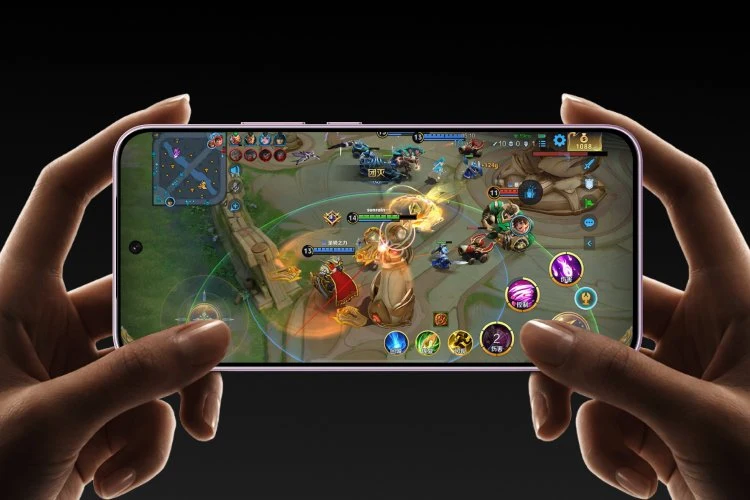 Vivo Phone Purple Game Screen Hands