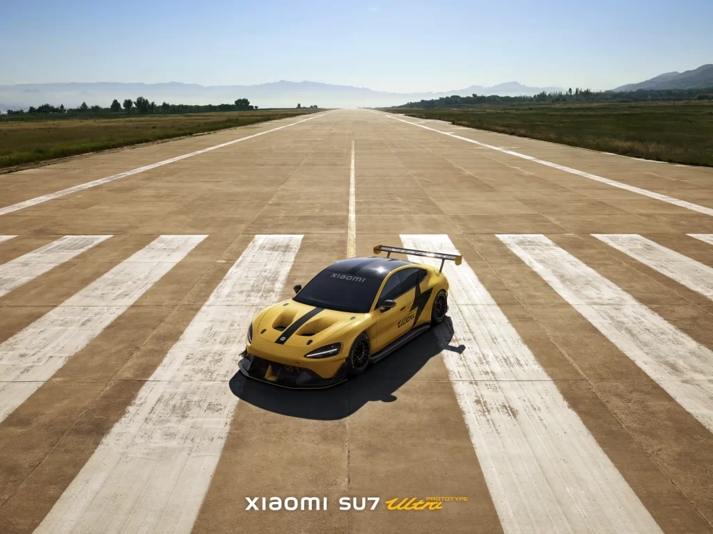 Xiaomi SU7 Ultra Runway Advertisement