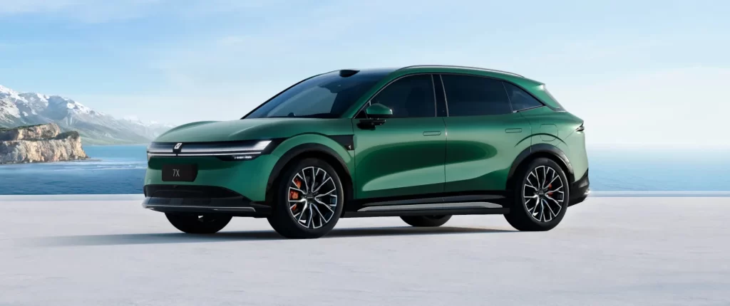 Zeekr 7X Green Side View