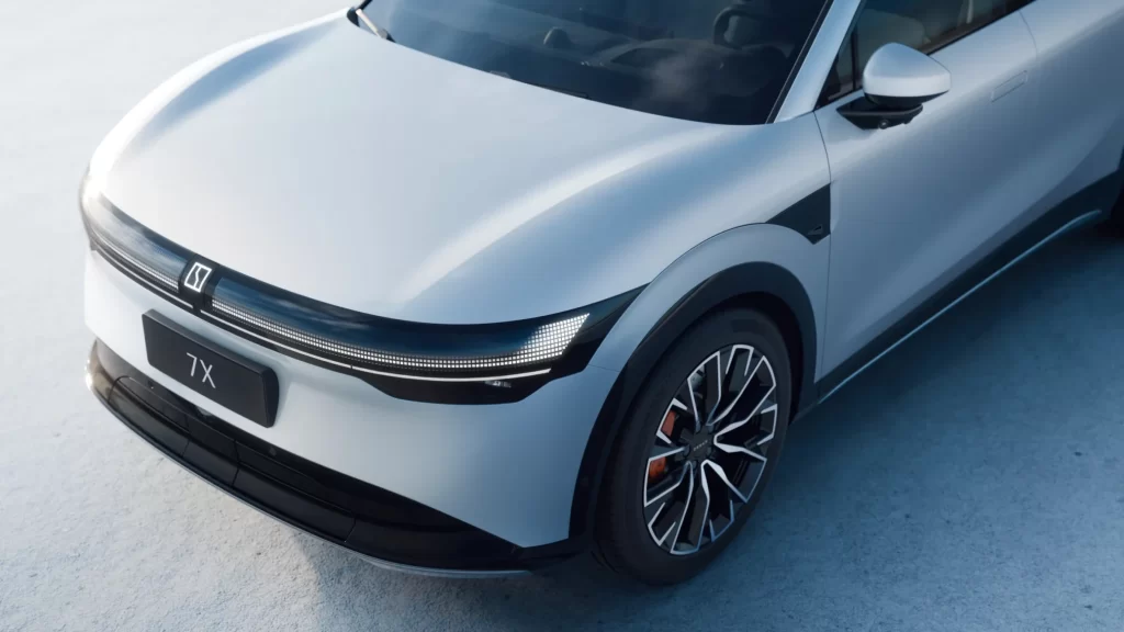 Zeekr 7X White Front View