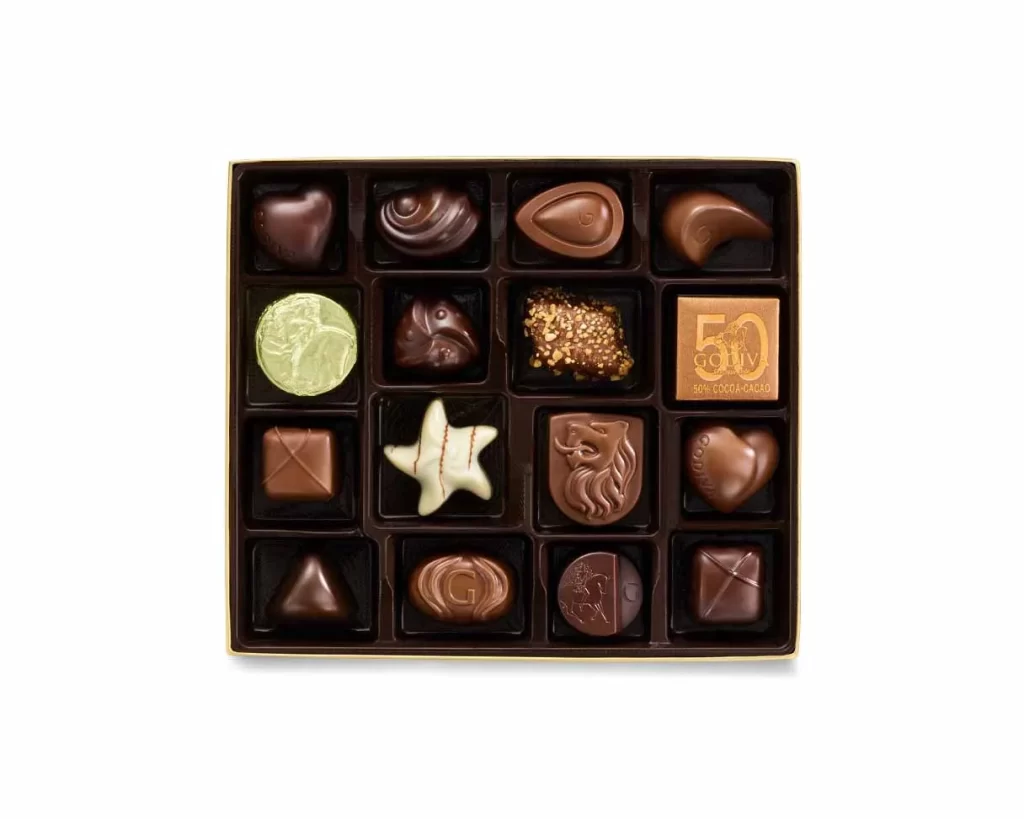 Godiva Assorted Chocolate Gold Gift Box Gold Ribbon 19 pc Packaging