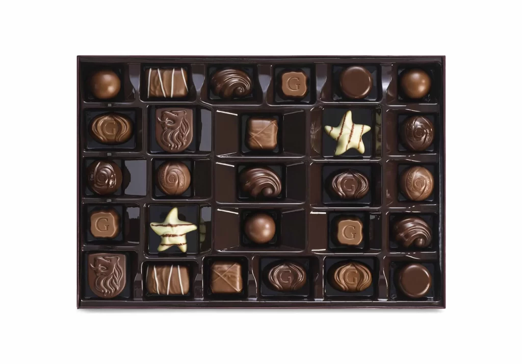 Godiva Holiday Goldmark Assorted Chocolate Gift Box 27 pc Packaging