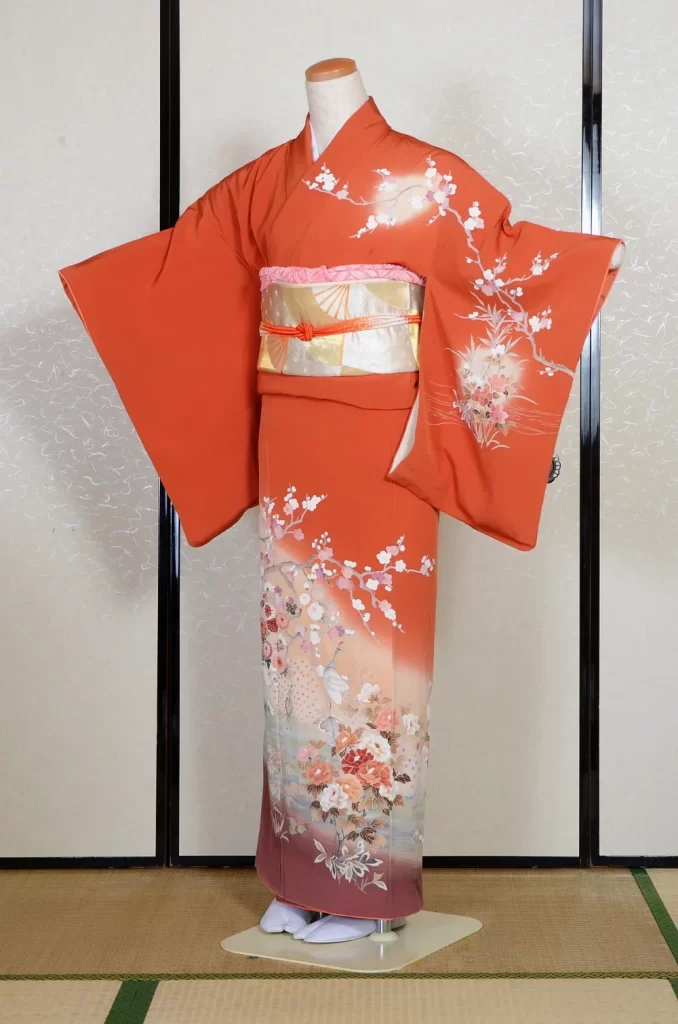 Kimono Orange Red Floral Pattern Dress Form