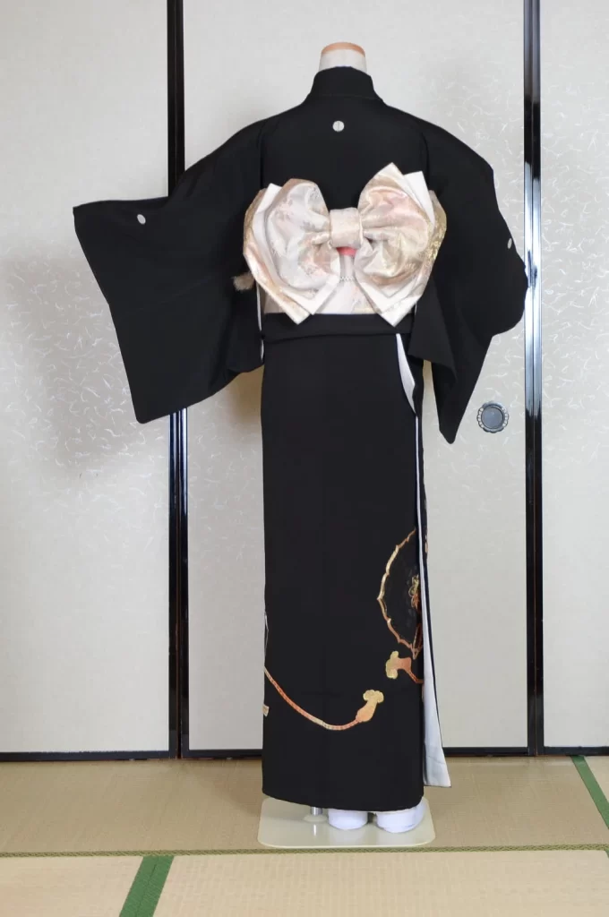 Kimono BK698 Dress Form