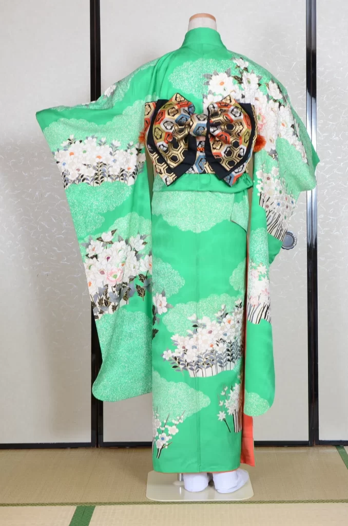 Furisode Kimono FK1-753 Dress Form